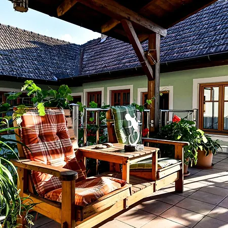 Apartment Winzerhof Moertinger